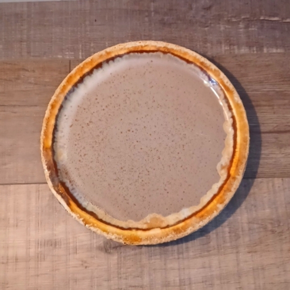 LAURENTIAN pottery - one small plate 8" - Picture 1 of 7